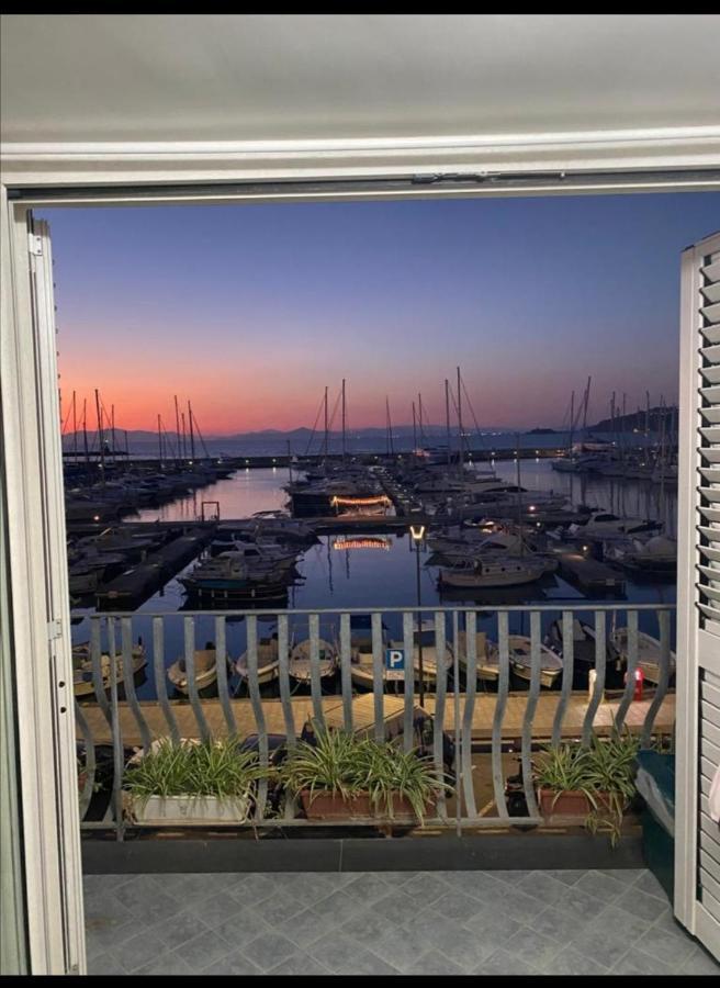 Stella Marina Apartment Procida Bagian luar foto
