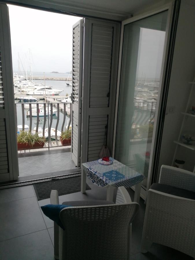 Stella Marina Apartment Procida Bagian luar foto